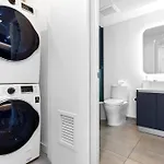 Luxury One-Bedroom W Top Amenities!