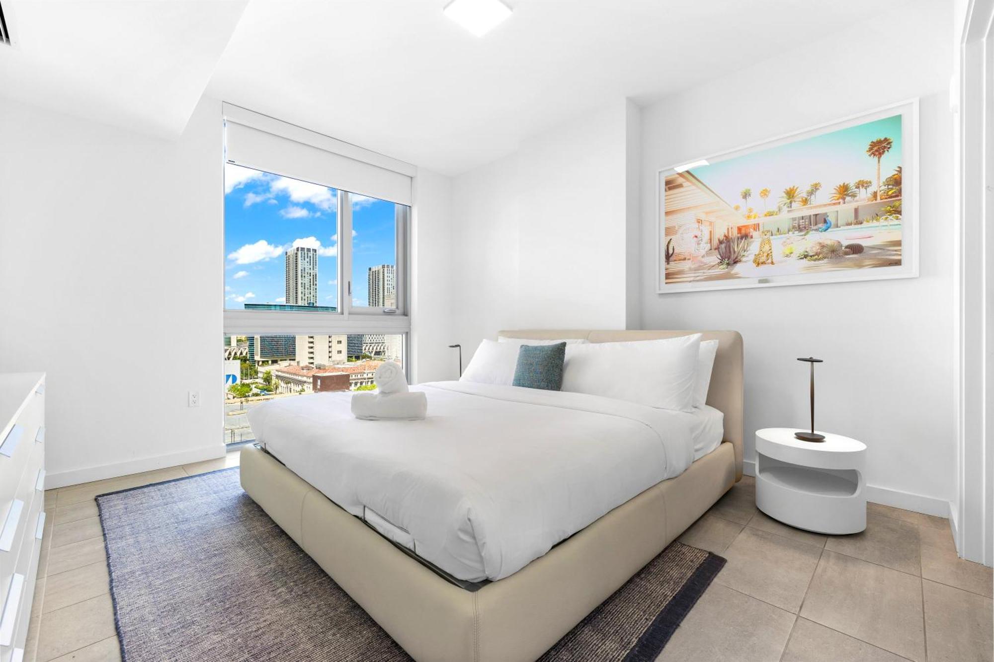 Luxury One-bedroom W Amenities! Appartamento